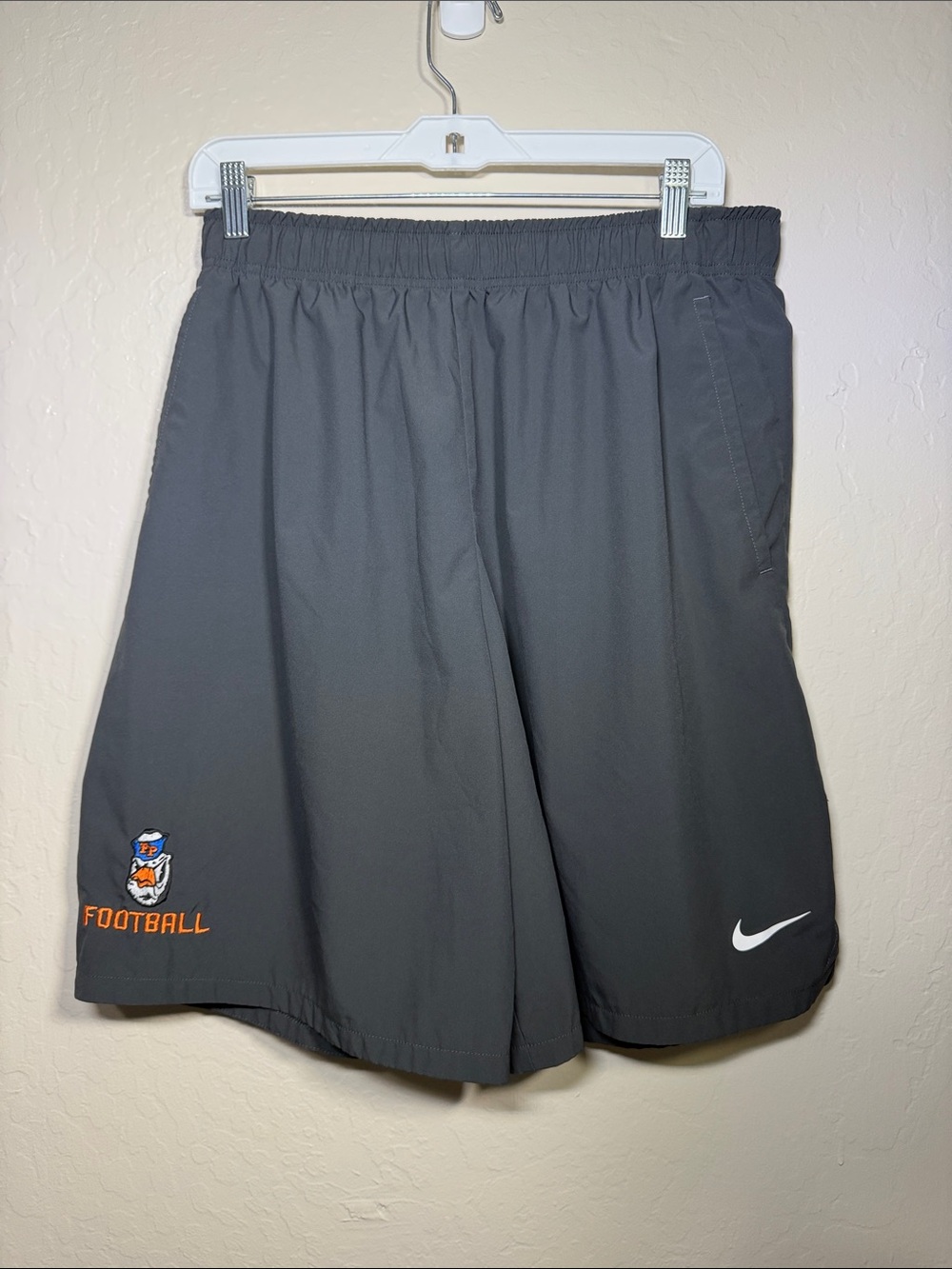 Nike Dri-Fit Men’s Football Athletic Training Shorts Gray Size XL